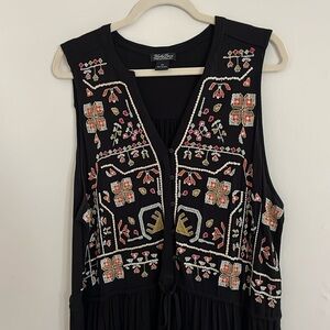 Embroidered Lucky Brand black knit dress